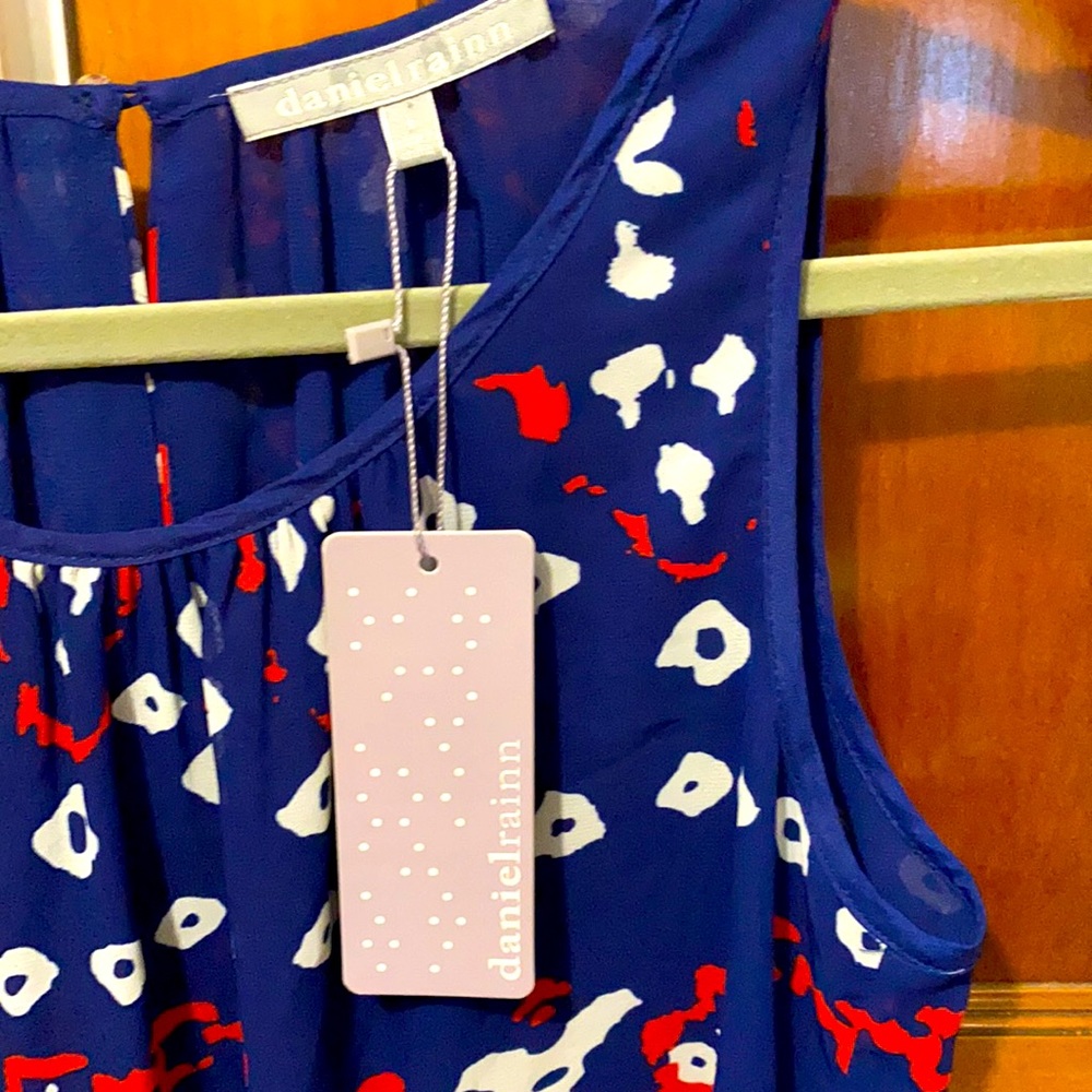 Daniel Rainn Blue & Red Layered Sleeveless Blouse - Picture 3 of 5